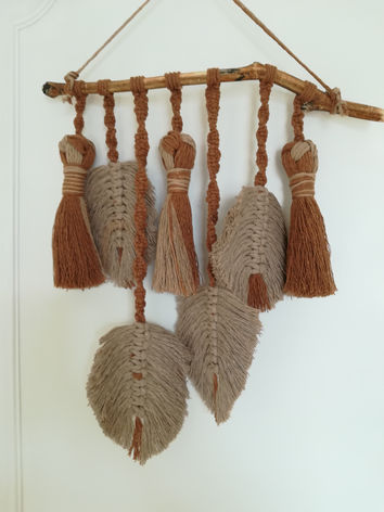 Folhas-e-Borlas-escuras.jpg
