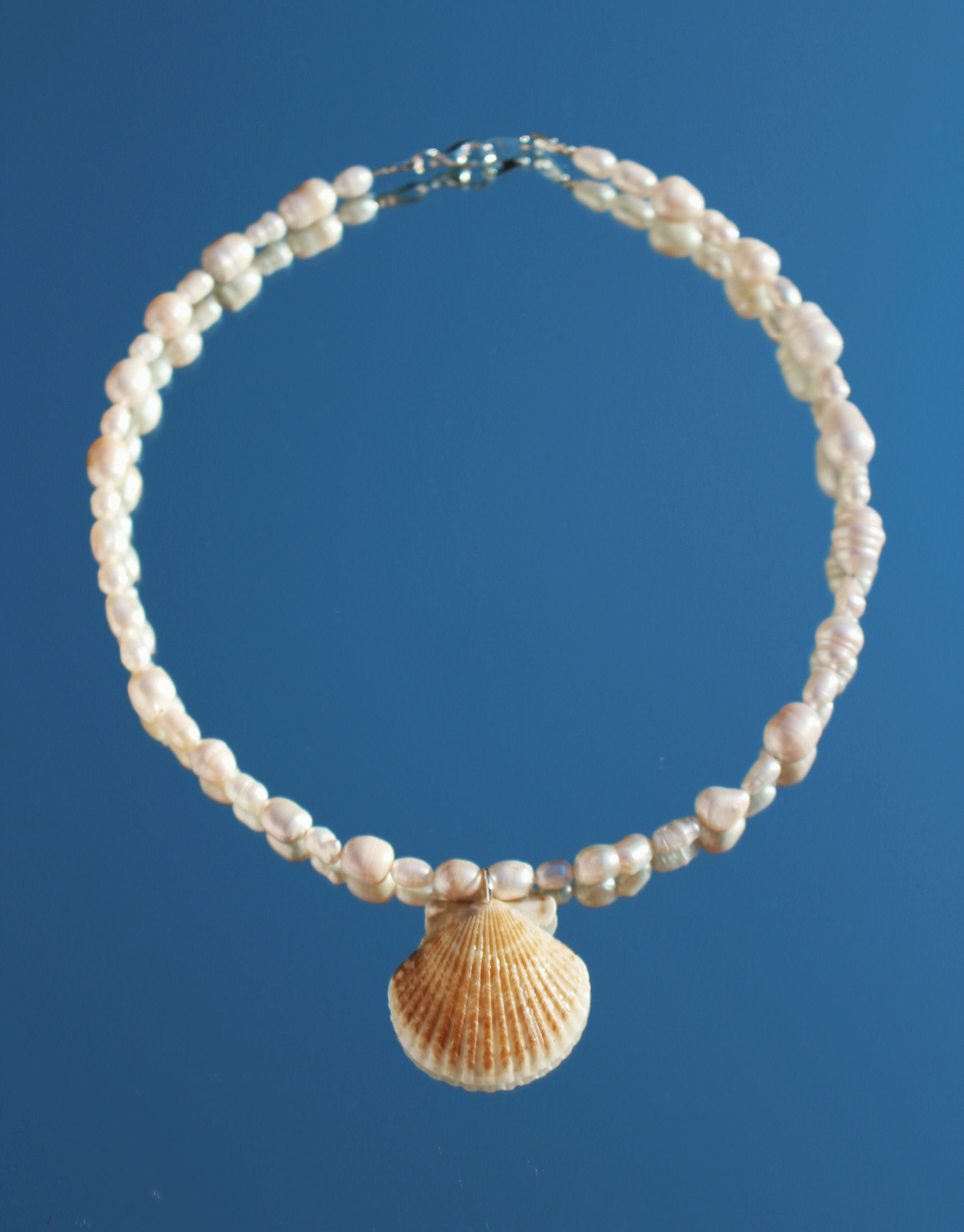 The Polly Scallop Necklace