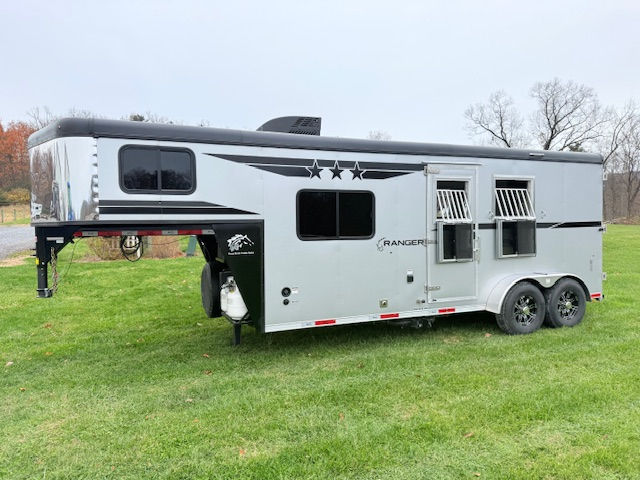 Thumbnail: USED 2026 Bison Ranger 2 Horse 7' Wide 6' LQ! STOCK#:2956