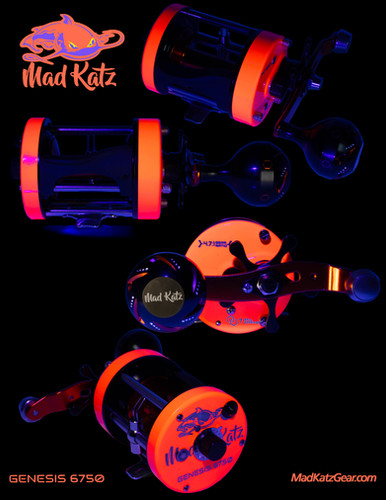 Genesis 6750 - Helios (IT GLOWS) | Mad Katz Gear