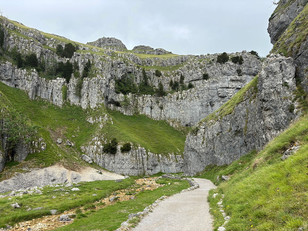 The WOW moment is just around the corner as Girdle Scar comes into view