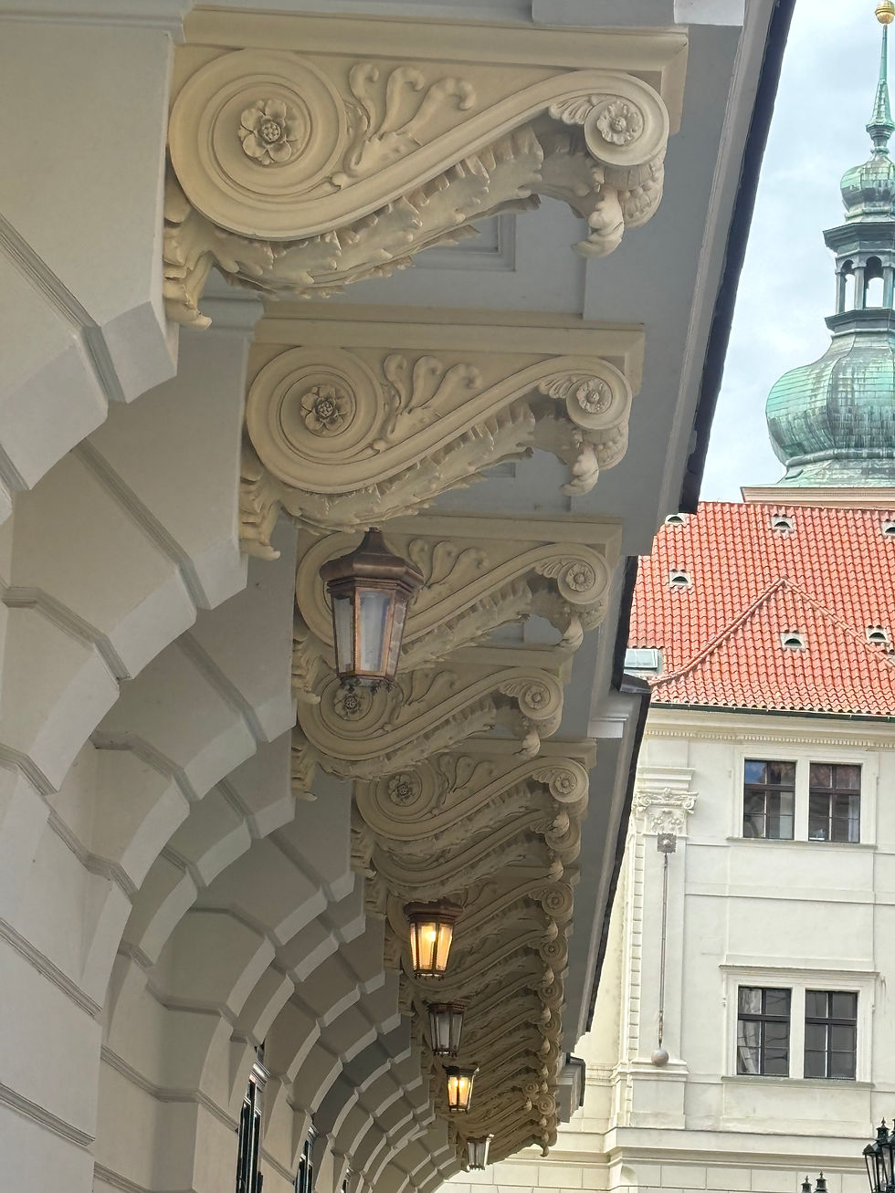 Part of the National Theatre since 1920 it has beautiful architecture and was built in 1783
