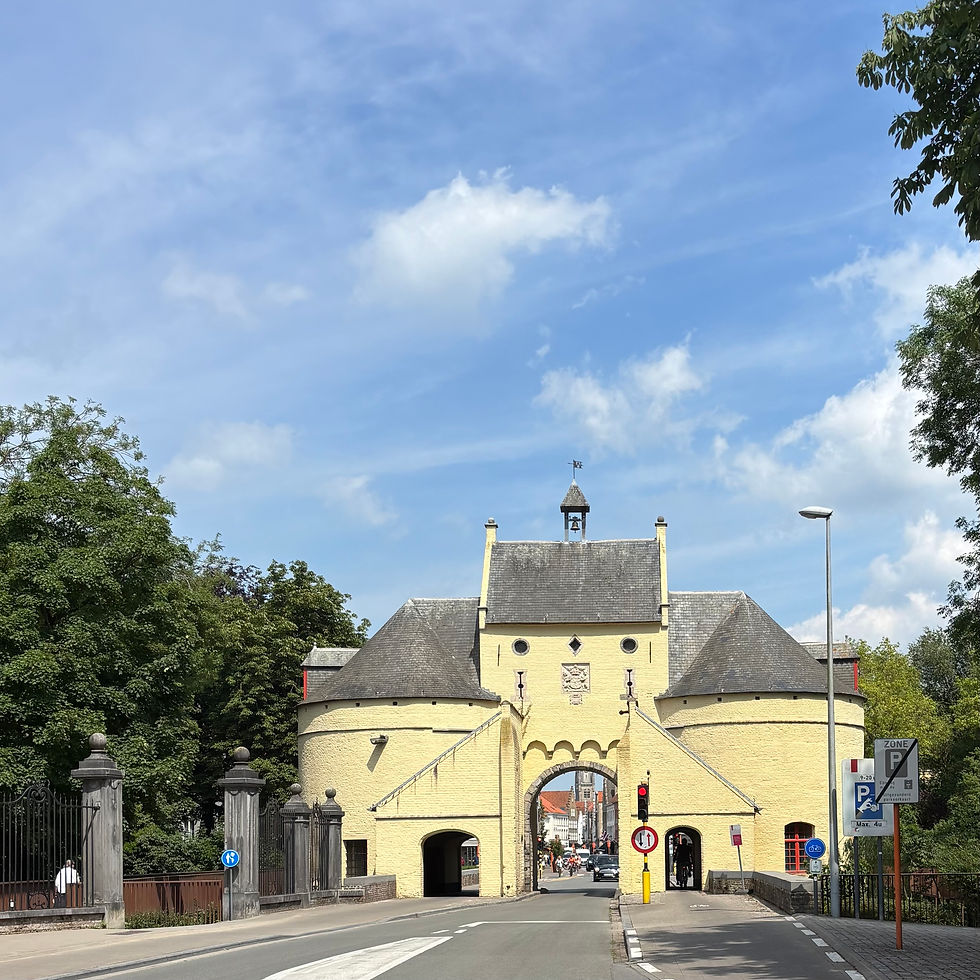 The gateway we walk through from the car park into Bruges