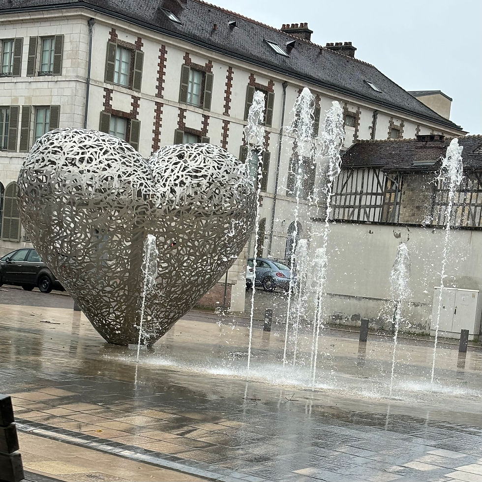 The heart fountain in Troyes