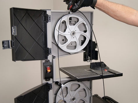 Top 10 Tips for Bandsaw Blade Tension