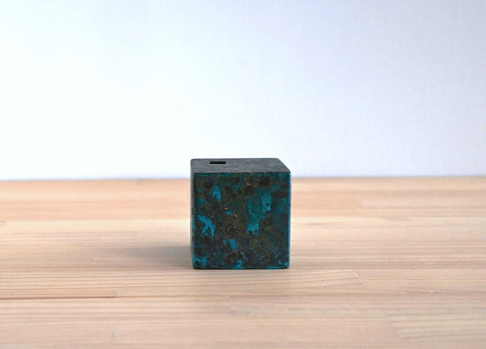 サムネイル： 高光太郎　銅花器　CUBE　緑青2