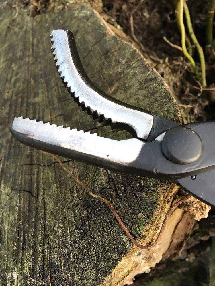 Thumbnail: Farrier's Nail Clinchers Tongs