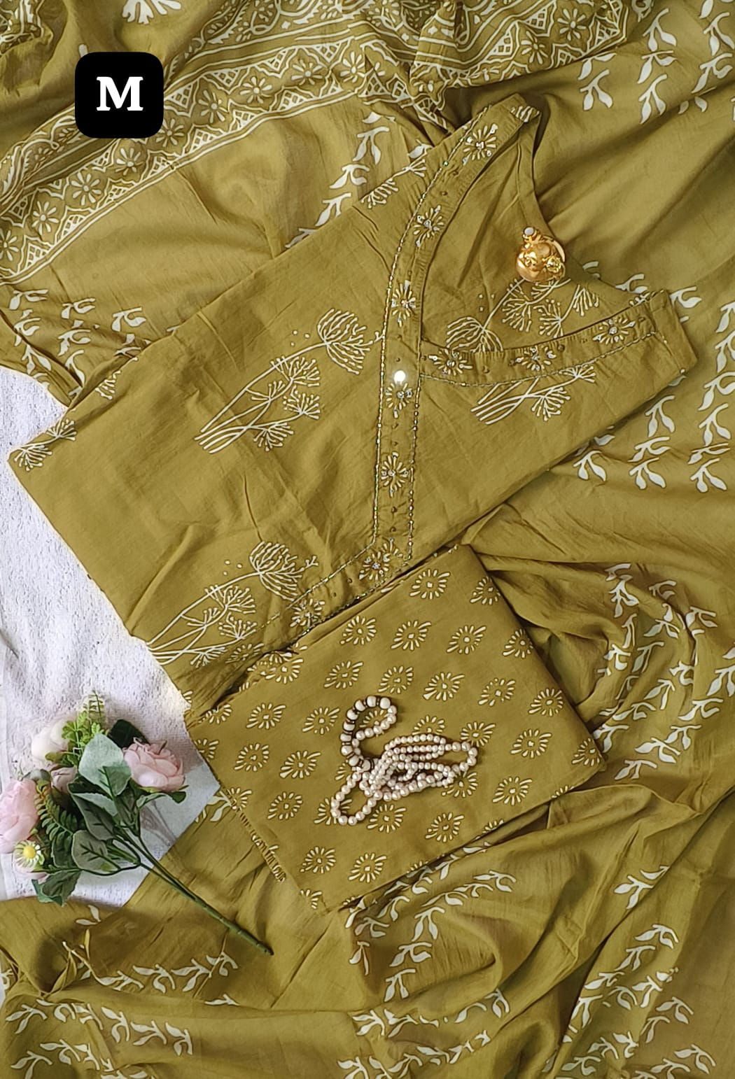 KURTI WITH DUPATTA PANTS SET