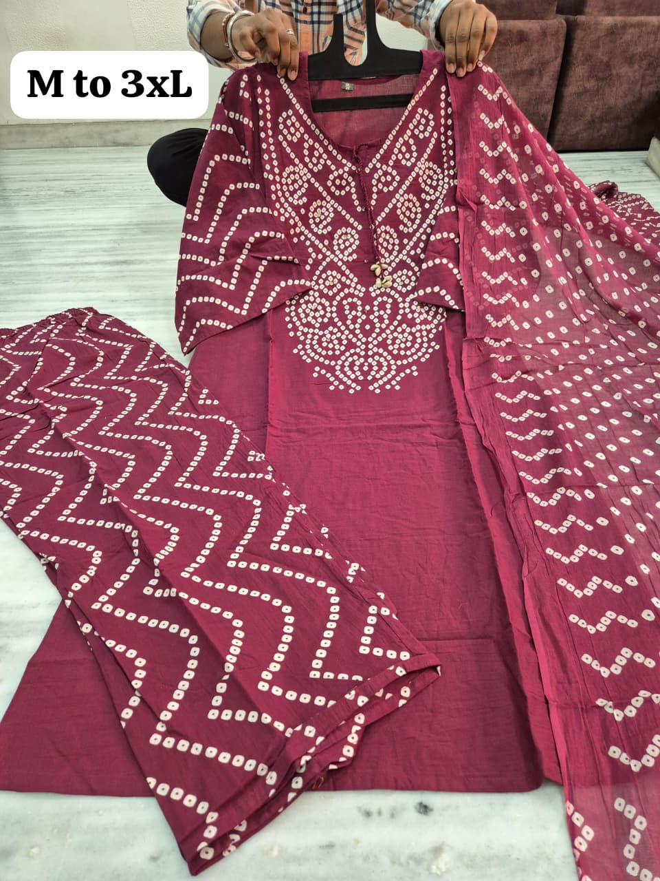 Thumbnail: HAND AND PRINTED BANDHANI KURTU SAMI PLAZO