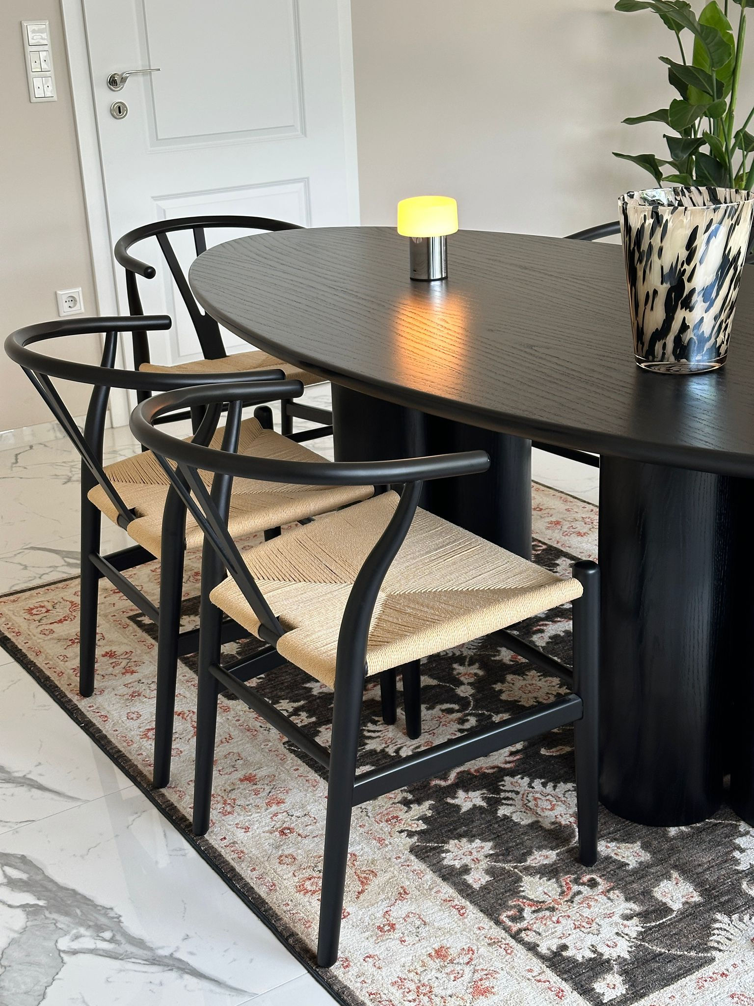 Flora Siyah Bohem Masa