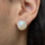 Brinco Pérola de Água Doce Barroca 14 mm