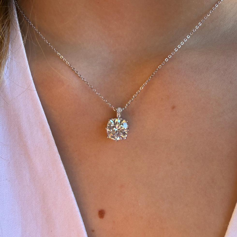 Colar Solitário Moissanite Imperial