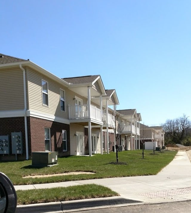 River Breeze South Apts.jpg