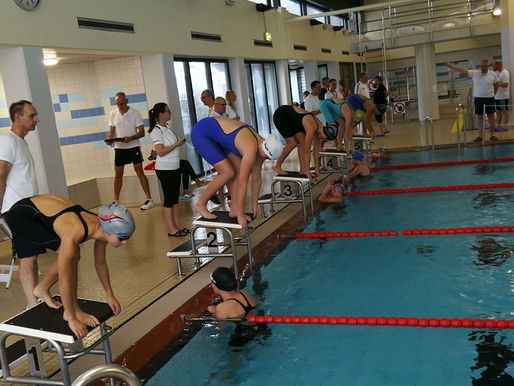 Kreismeisterschaften der Langen Strecken im Stadtbad Bergen