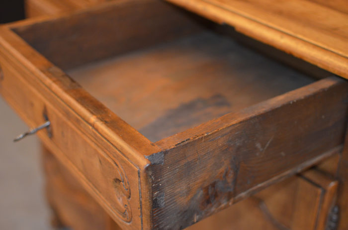 Thumbnail: Credenza, Luigi XV - Lionese
