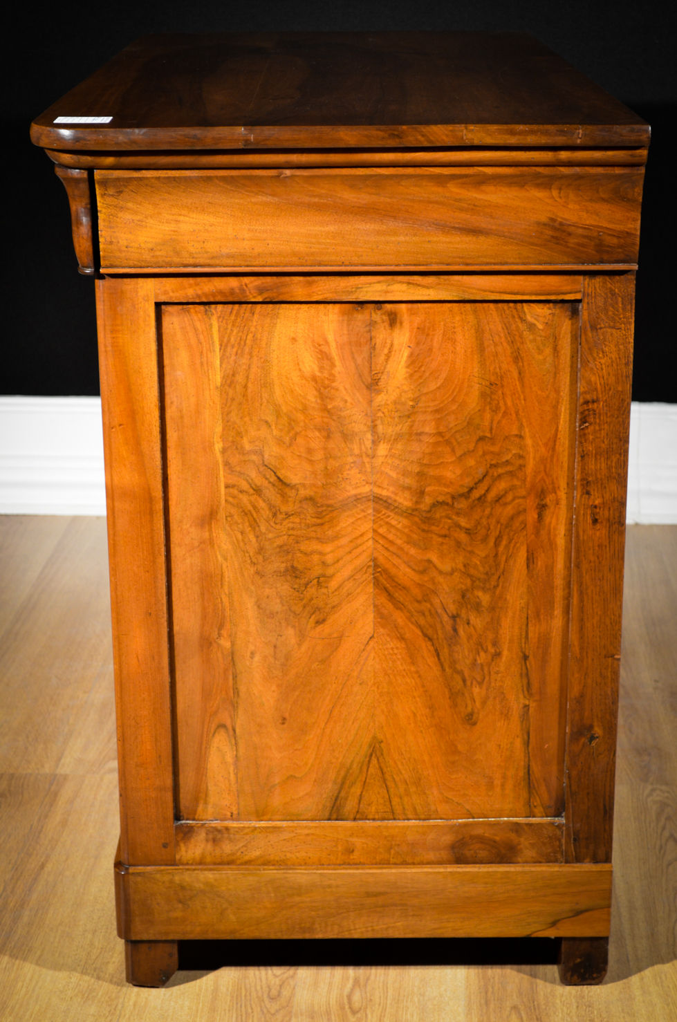 Thumbnail: Credenza Cappuccina Luigi Filippo 1840