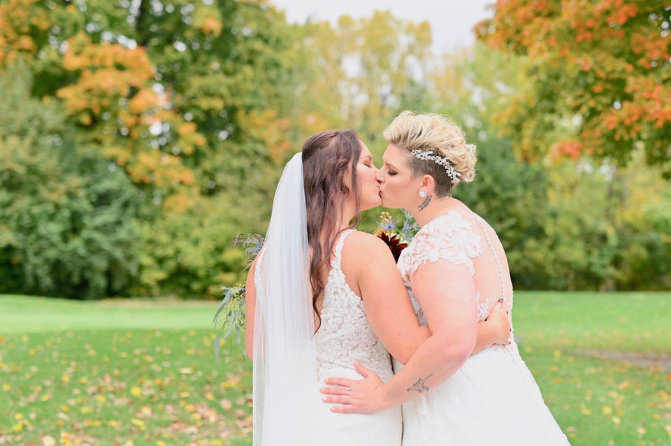 Arborwood Frankfort Indiana Wedding Same Sex Lesbian