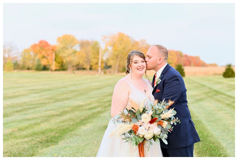 Stone Creek Lodge Crawfordsville Indiana Wedding Photographer Photography