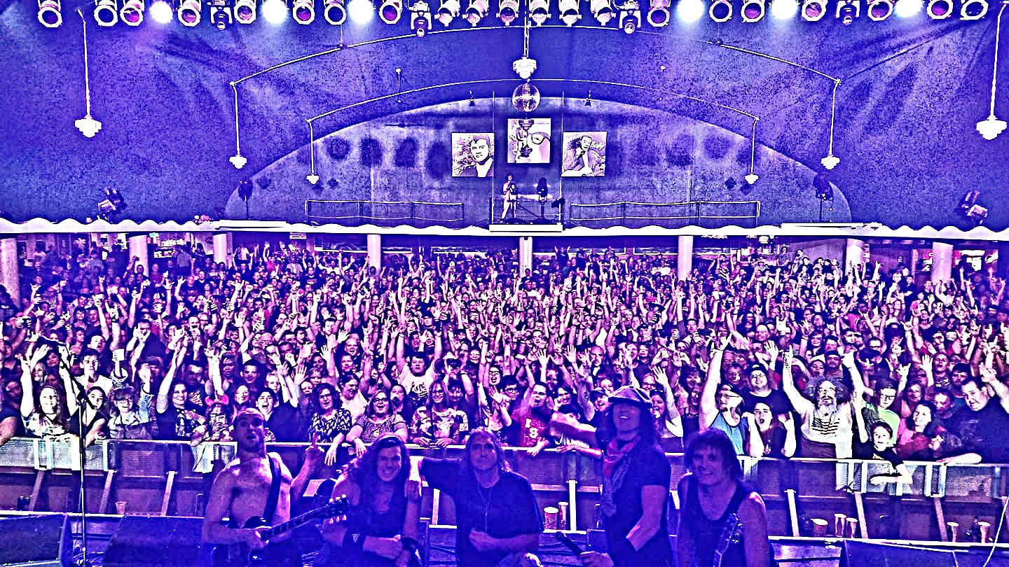 Thunderstruck: America's AC/DC Tribute Band