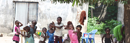 Niños jugando