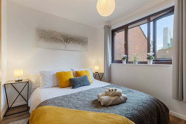 39 Claire Place E14 8NJ-29.jpg