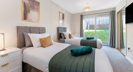 modern bathroom in serviced apartment accommodation at Sunrise Short Lets Scotland