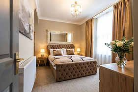 Alto Luxo Short Term Rental