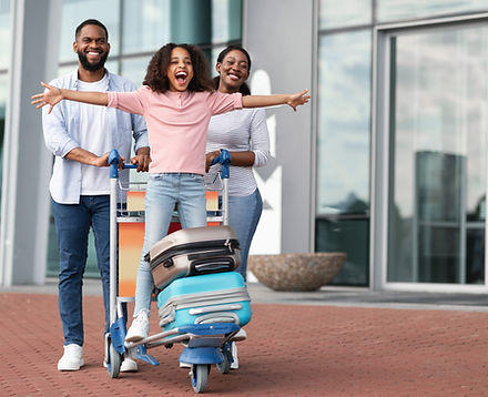 Familly arrival Airport.jpg