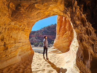 Sand Caves trail 