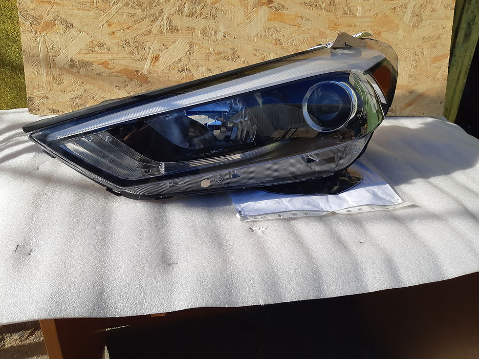 Купить б.у фару основного света Hyundai Tucson 2016-2018 L