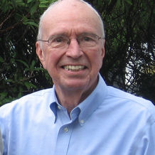 Town Honors A Trailblazer
Woodbury preserve’s trail renamed for Leavenworth