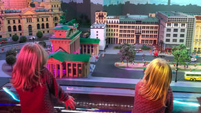 Ausflug ins LEGOLAND Discovery Centre Berlin: Dinos, Drachenbahn und Dschungelfieber