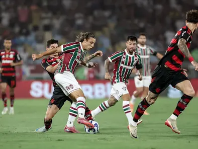 Brasileirão 2026: Sábado de Zebras e Domingo de Clássicos Incendiários na 11ª Rodada
