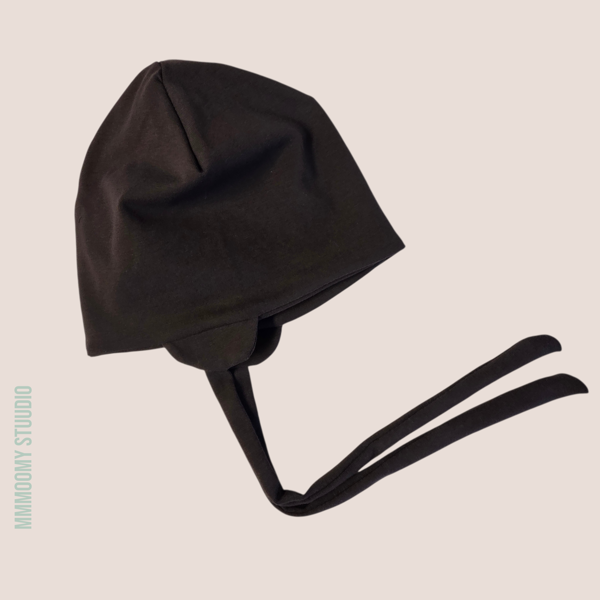 Basic müts "Tumepruun" no. 33