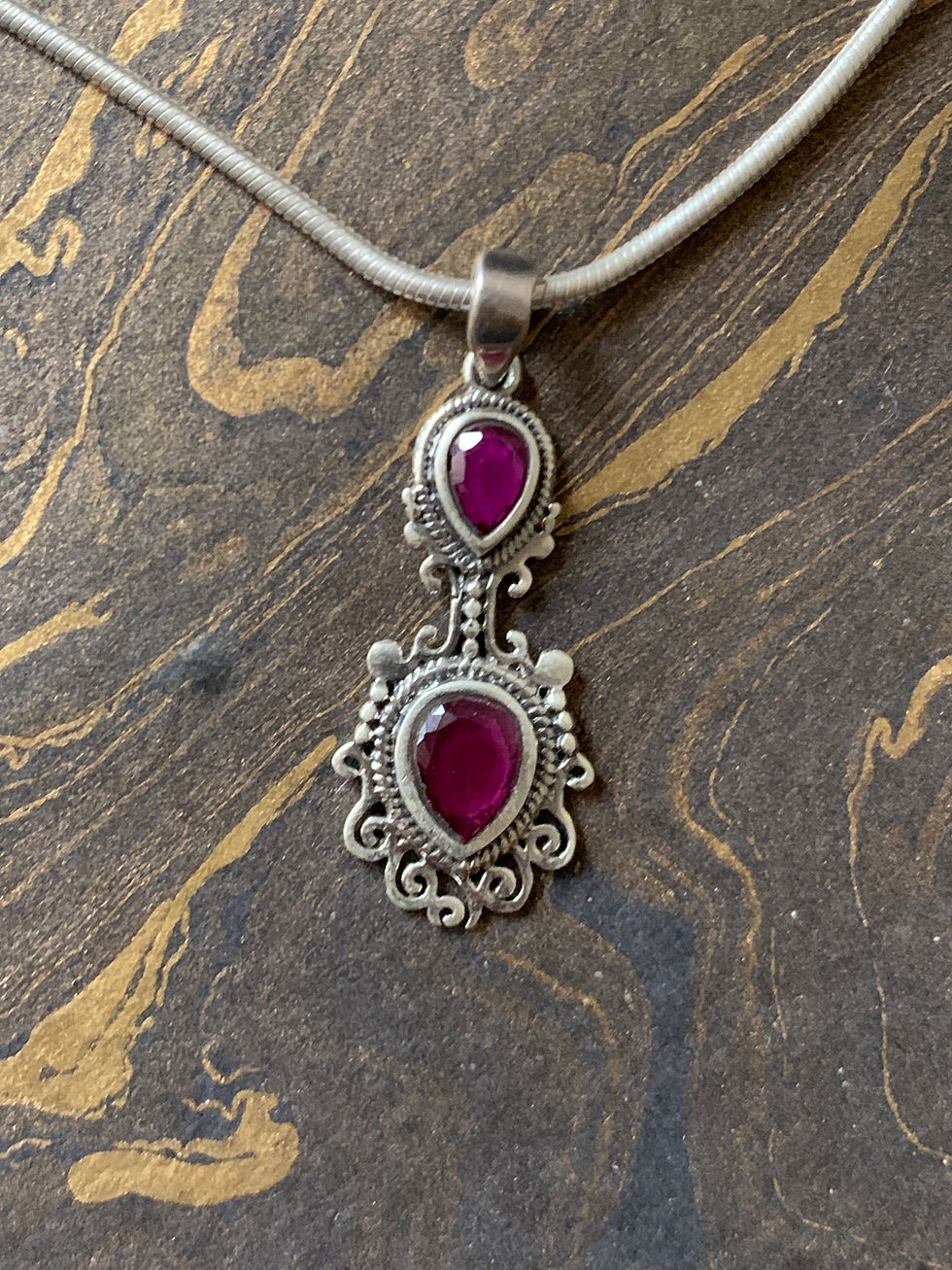 Miniatura: Designer Ruby Pendant