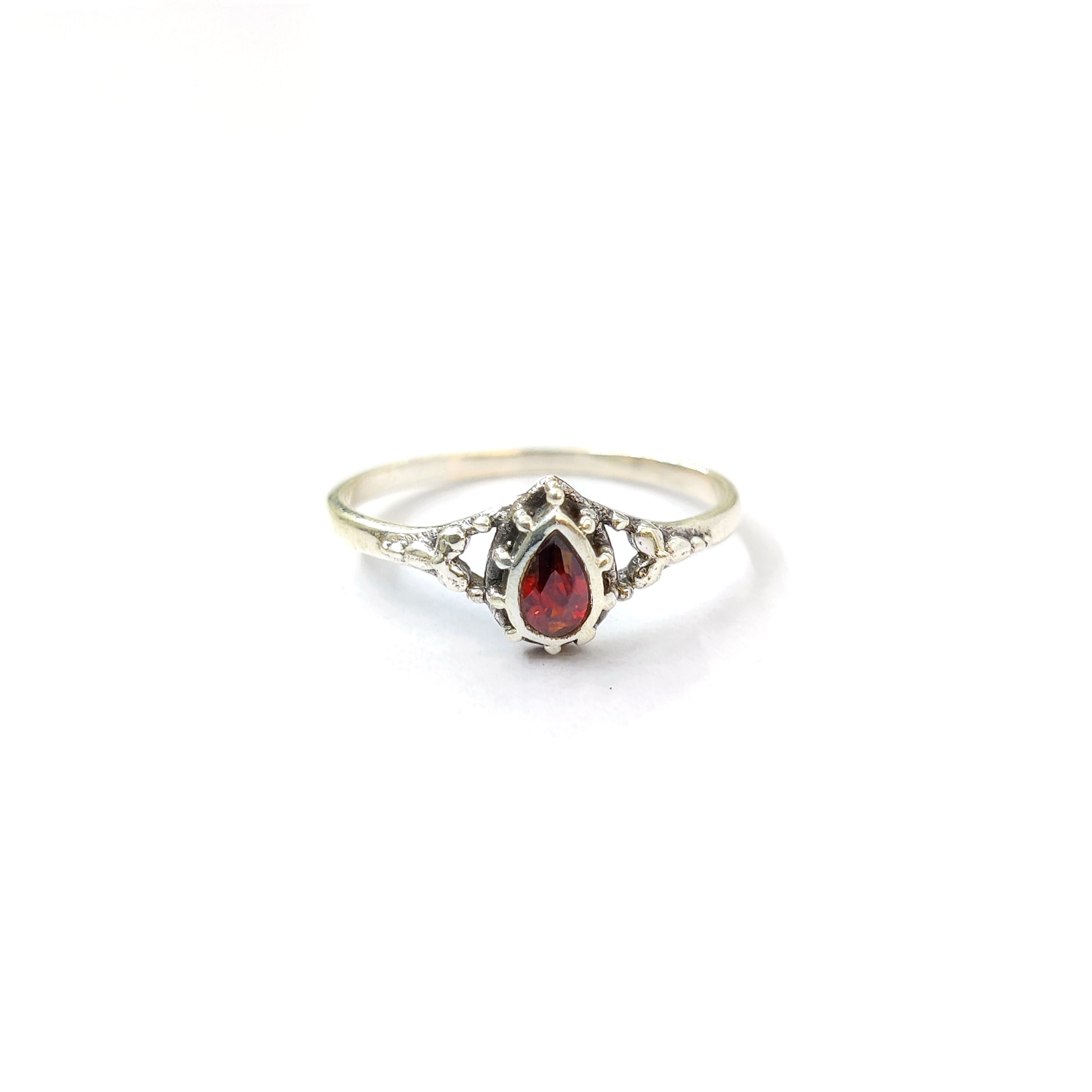 Garnet Ring (1.8 Grams)