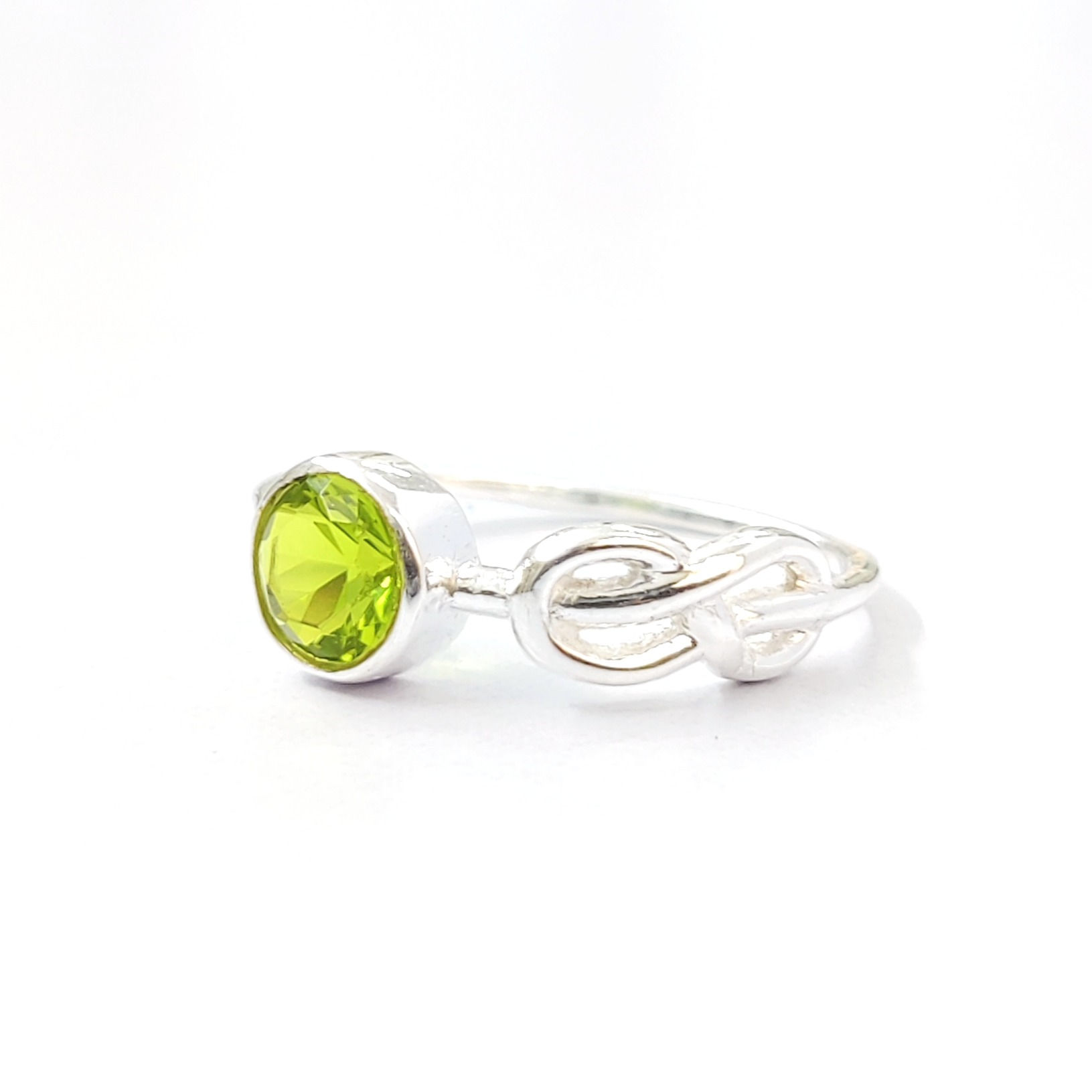 Peridot Ring (1.6 Grams)