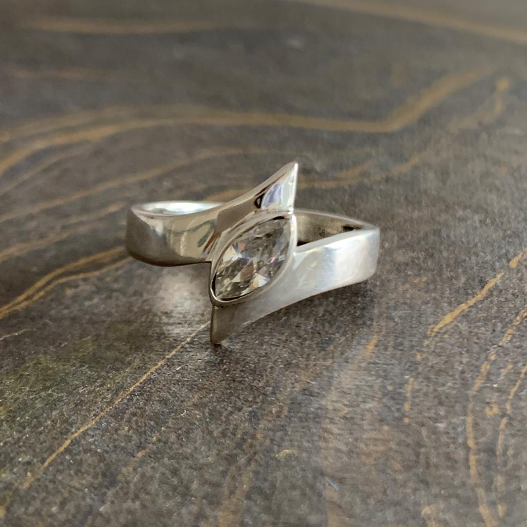 Designer Crystal Ring (2.9 Grams)