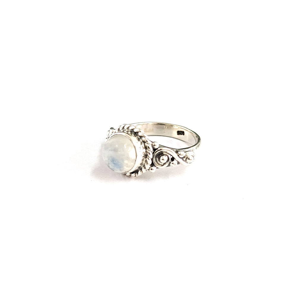 Thumbnail: Moonstone Ring (3.4 Gram)