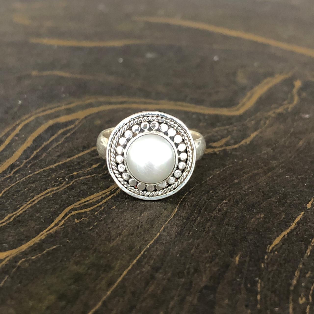Designer Pearl Ring (4.4 Grams)