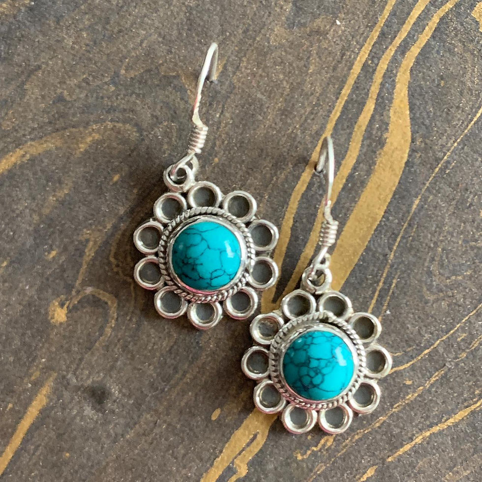 Miniaturbild: Garnet Earring (4.9 Grams)