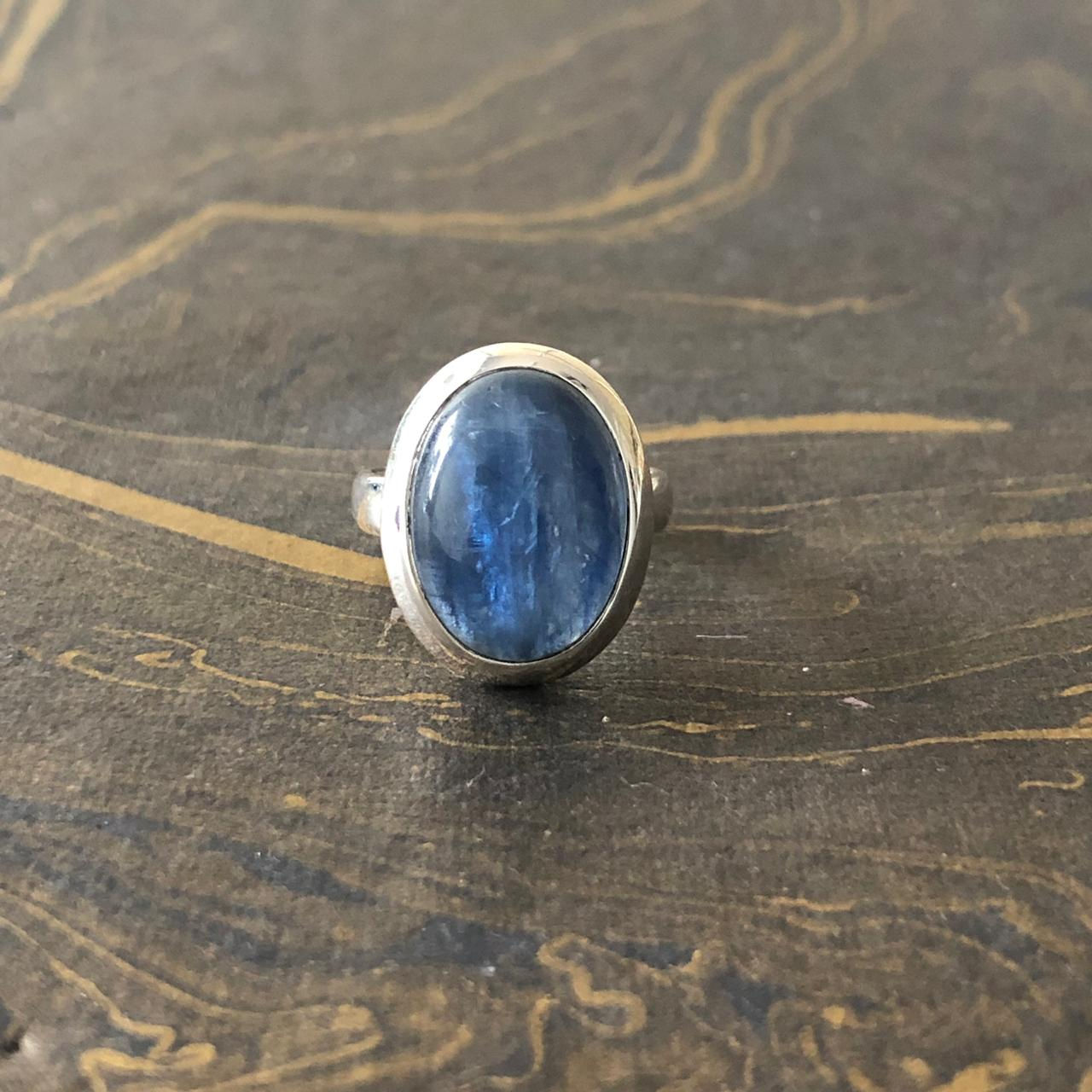 Bezel Kyanite Ring (5.8 Grams)