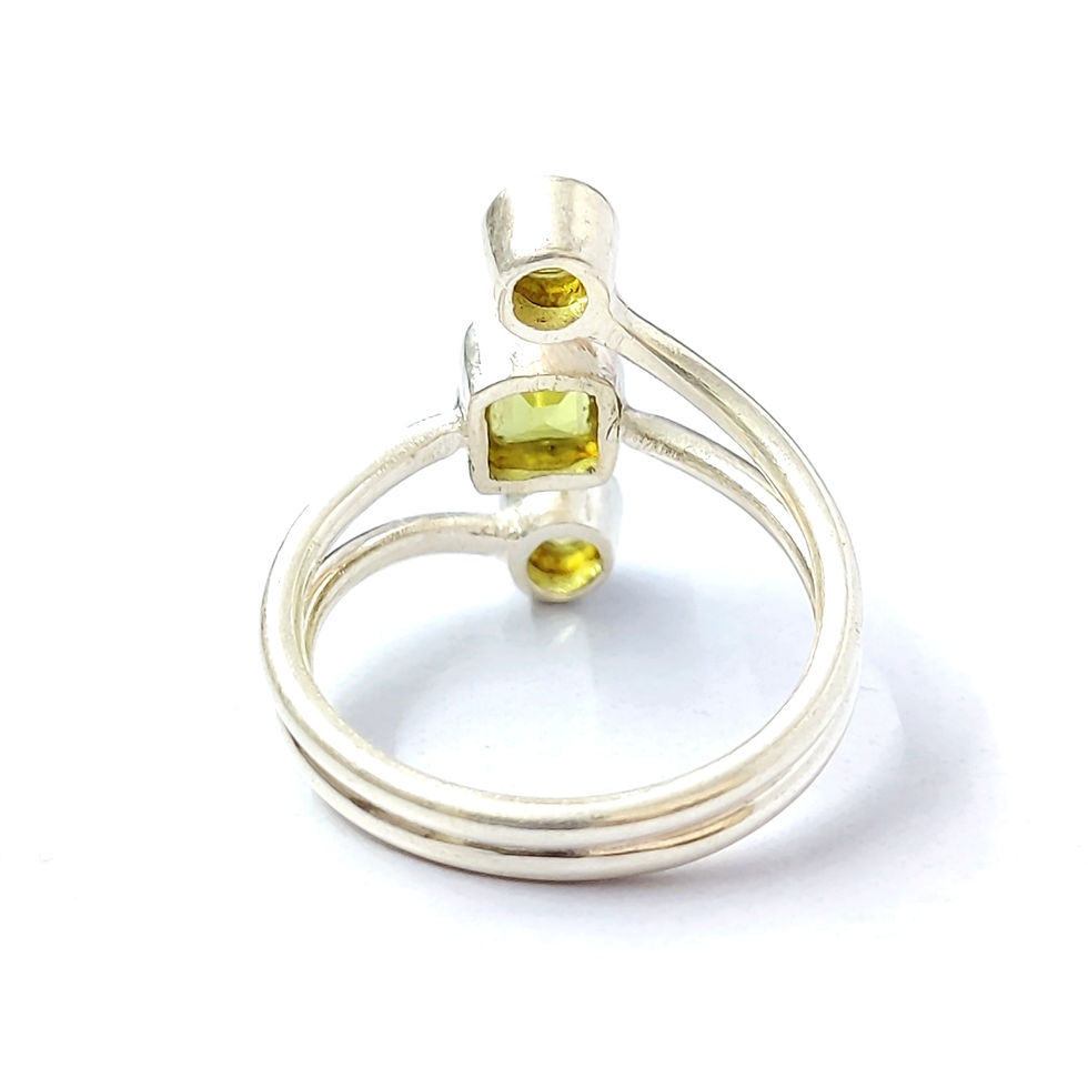 Thumbnail: Peridot Ring (3.6 Grams)