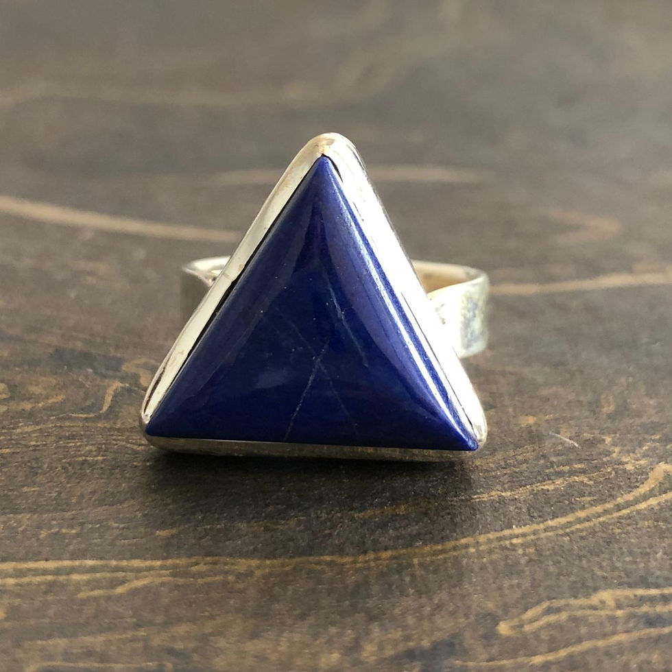 Designer Lapis Ring (10.1 Grams)