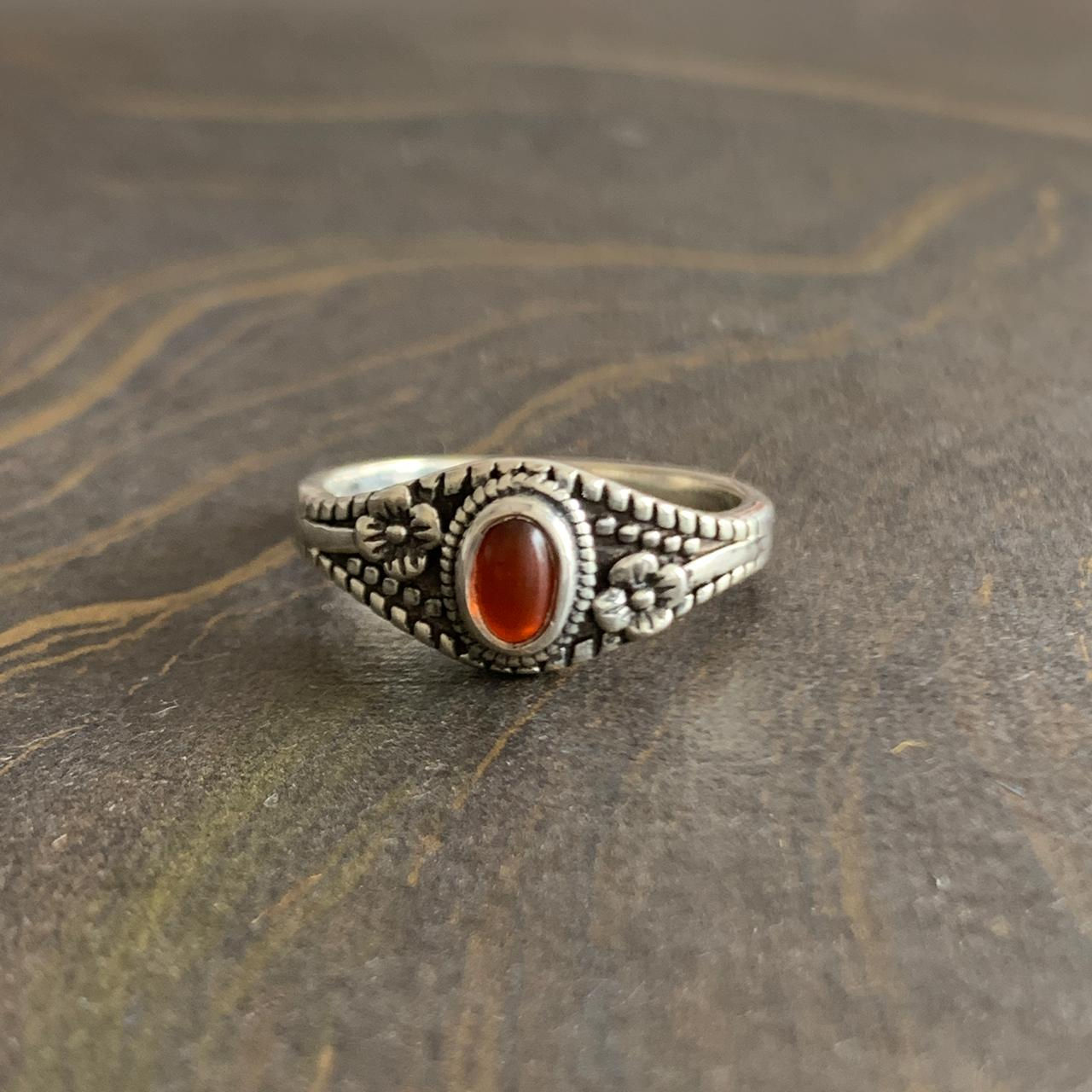 Dainty Carnelian Ring (2.8 Grams)
