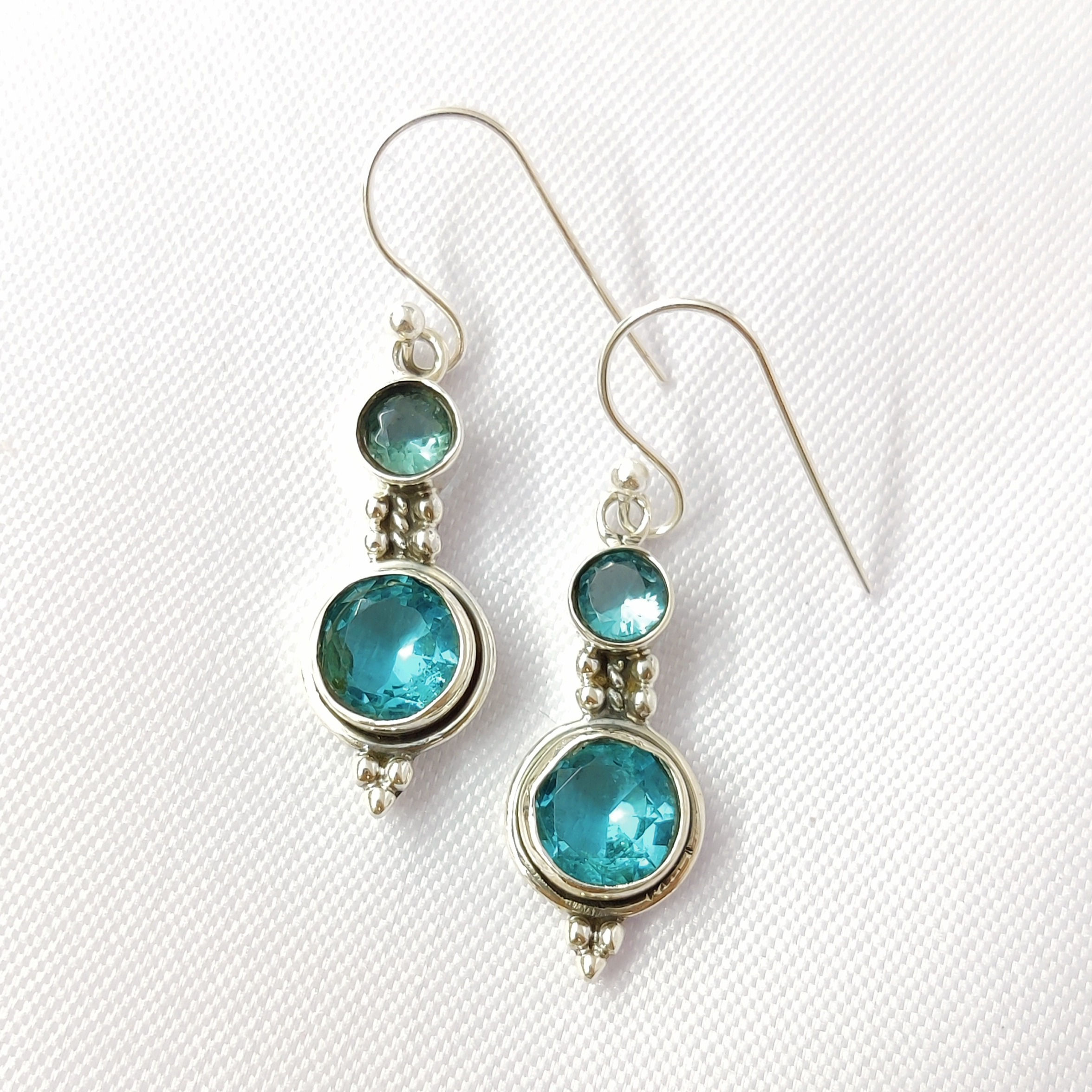 Blue Quartz Earring (4.4 Grams)