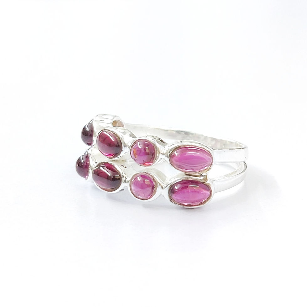 Thumbnail: Multi Garnet Ring (3.8 Grams)