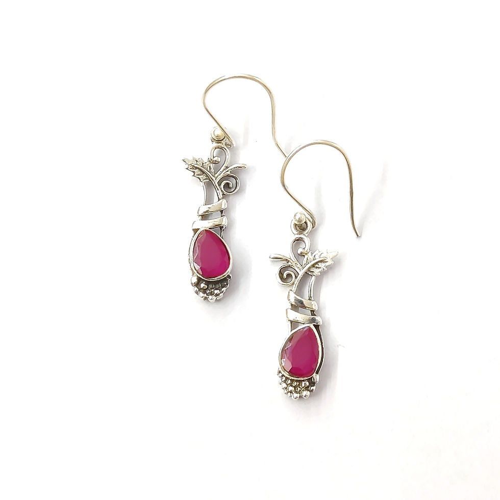 Ruby Agate Earring (3.9 Grams)