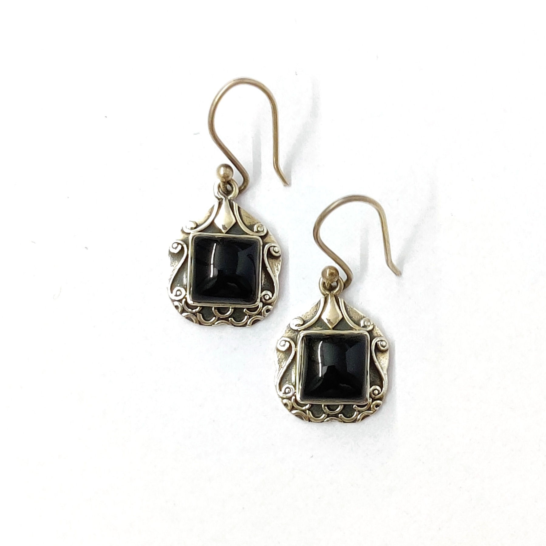 Black Onyx Earring (5.0 Grams)