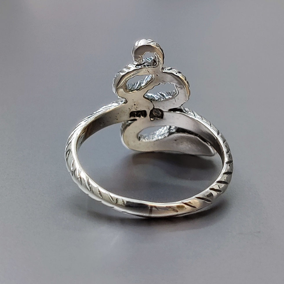 Miniaturbild: Plain Silver Ring (4.1 Grams)